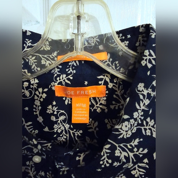 Joe Fresh Navy Floral Shirt Size XL - Picture 3 of 3